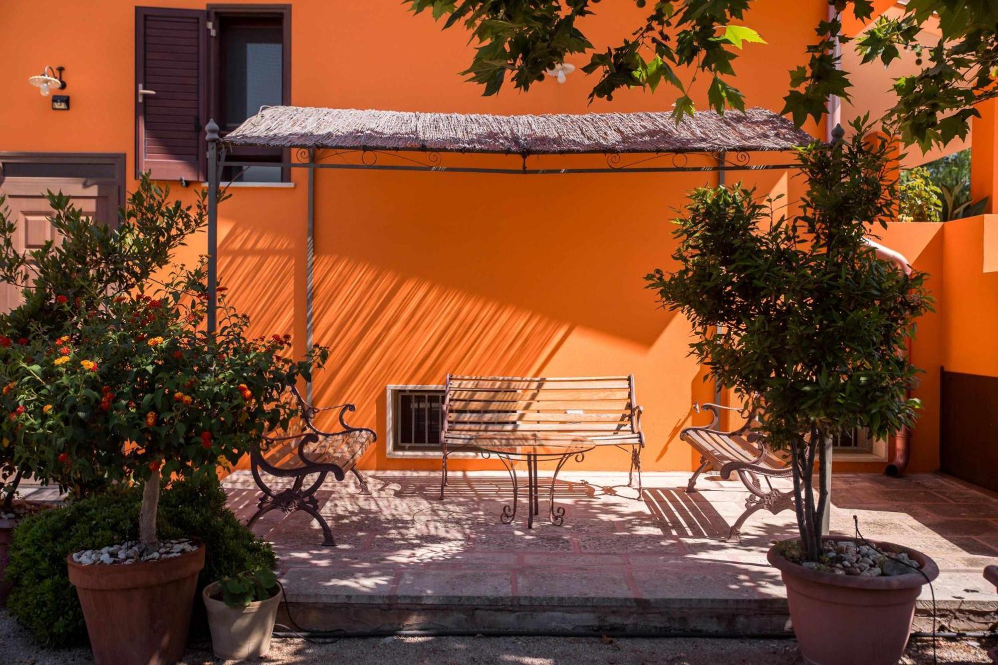 Villa Claudia By Vivimy Parabita Esterno foto
